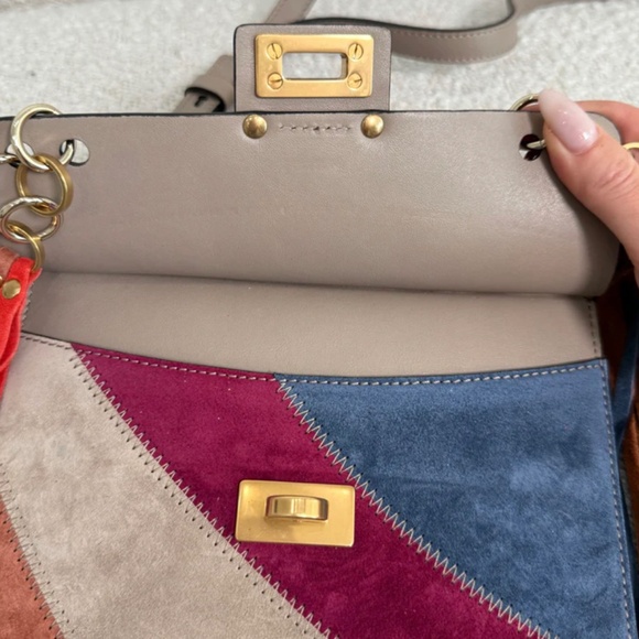 Chloé Jane Small Tassel-Trim Leather Crossbody Bag - Picture 12 of 16